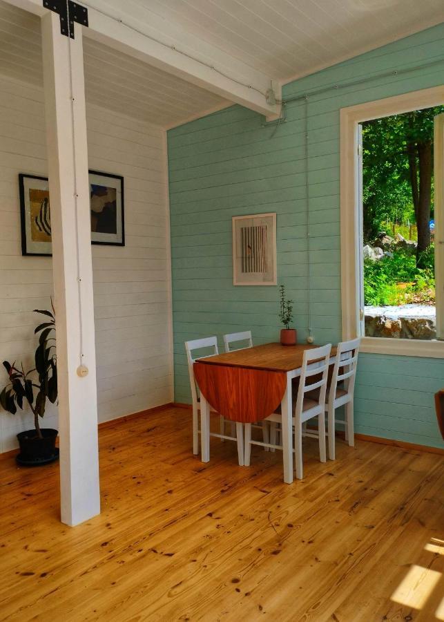Brotseulebi Hotel Ambrolauri Bagian luar foto